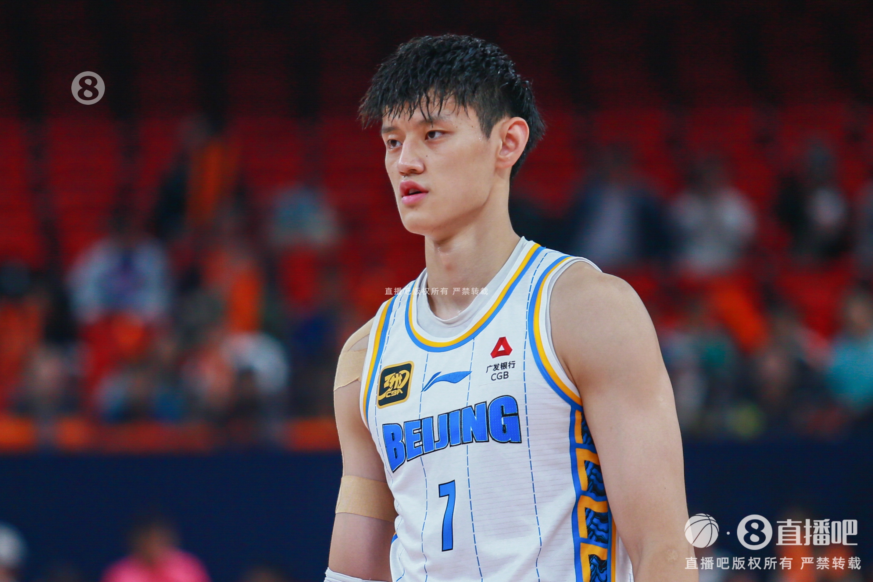 崔永熙:曾凡博的实力可以立足NBA发展联盟 他性格也很想证明自己